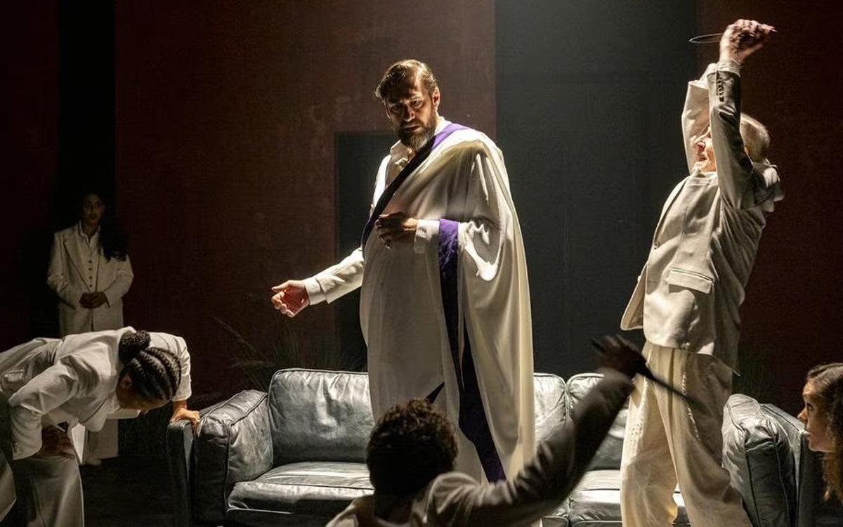 Shakespeare’s Caesar Gets a Fresh Edge